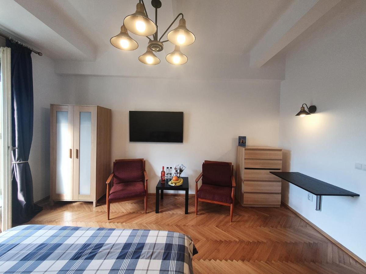 Charming Studio With City View Бухарест Экстерьер фото